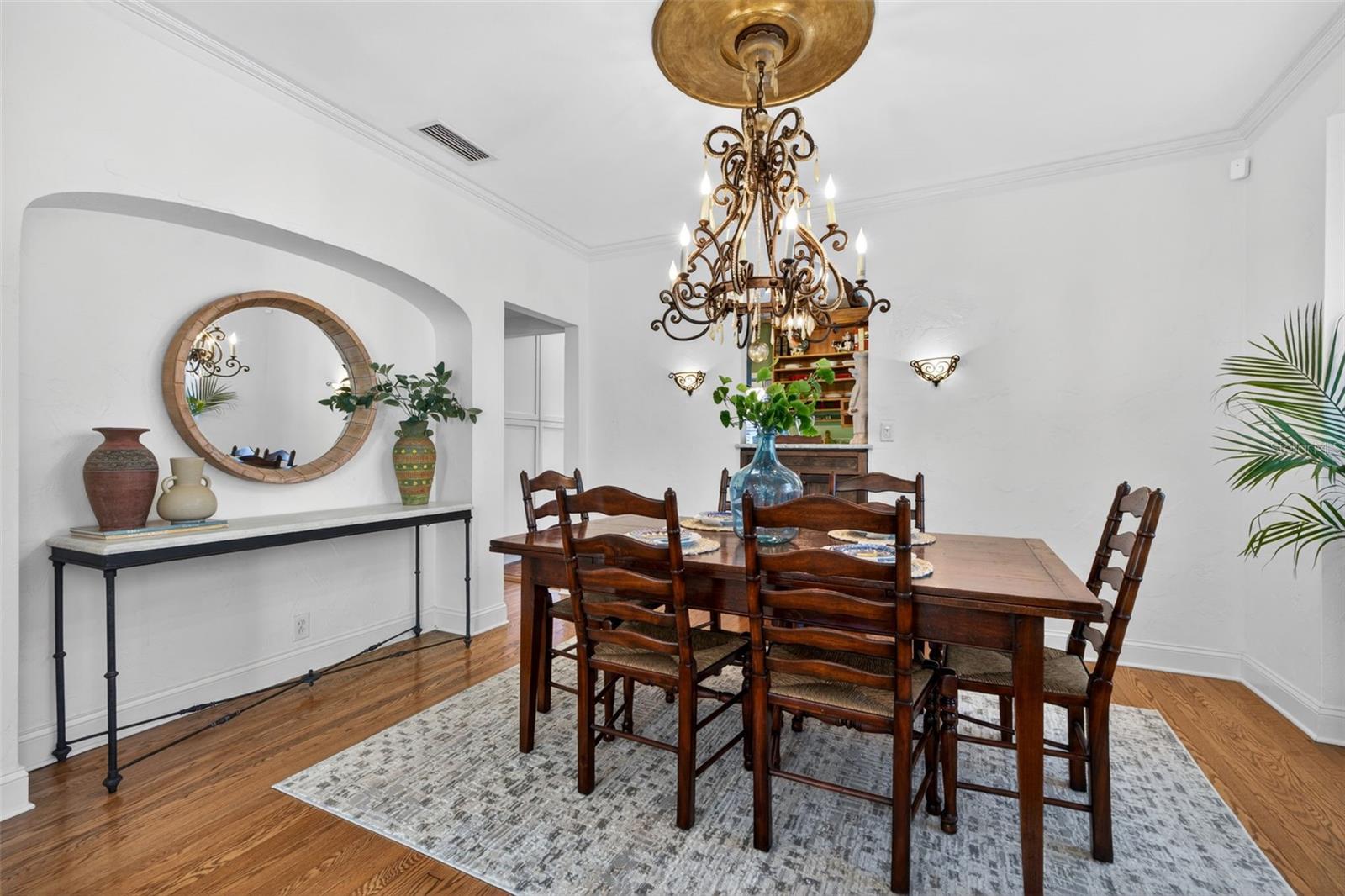 636 15TH AVE NE, ST PETERSBURG, FL, 33704