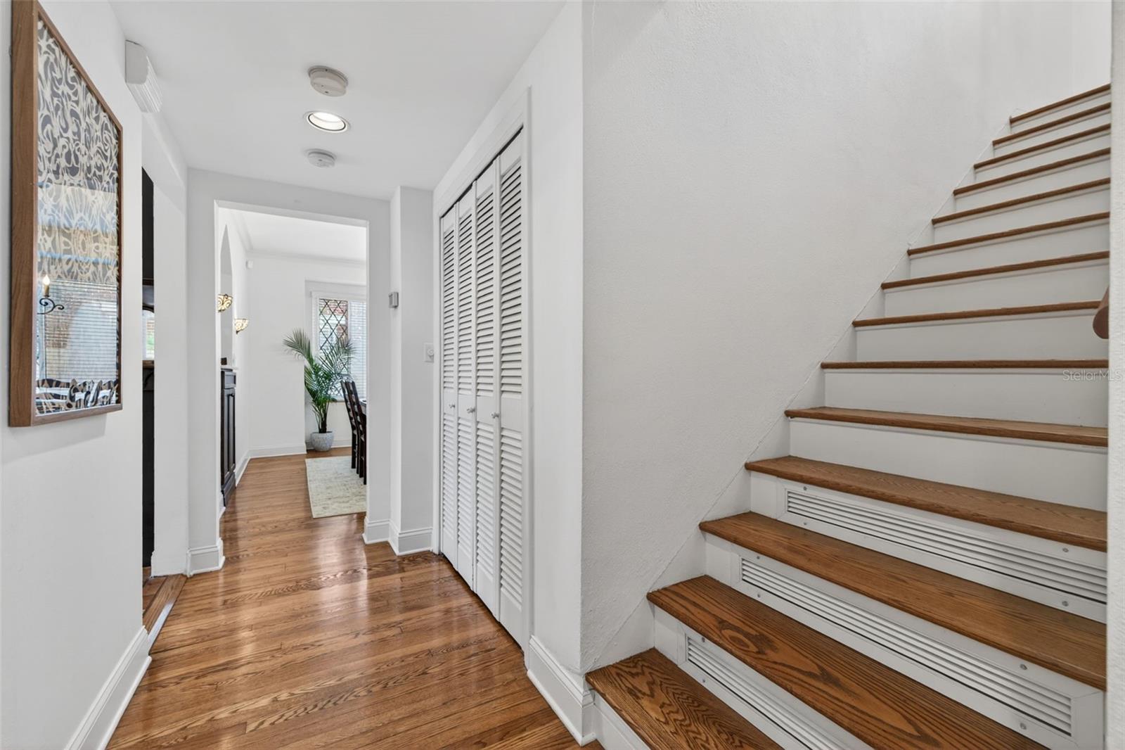 636 15TH AVE NE, ST PETERSBURG, FL, 33704