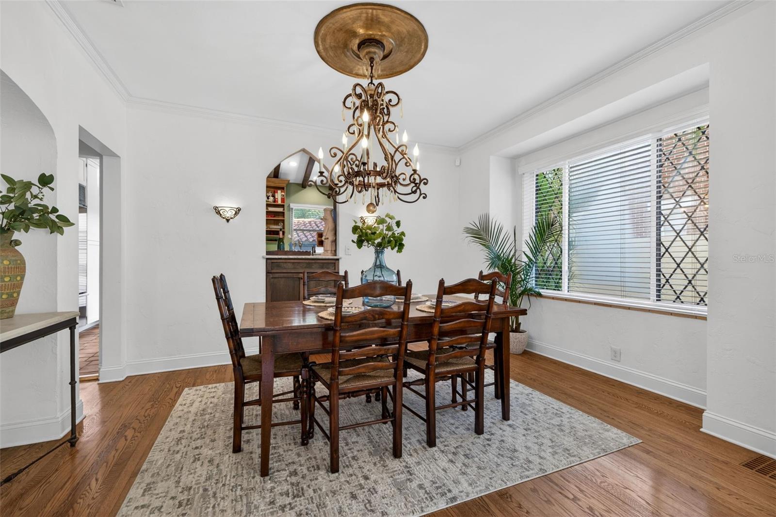 636 15TH AVE NE, ST PETERSBURG, FL, 33704