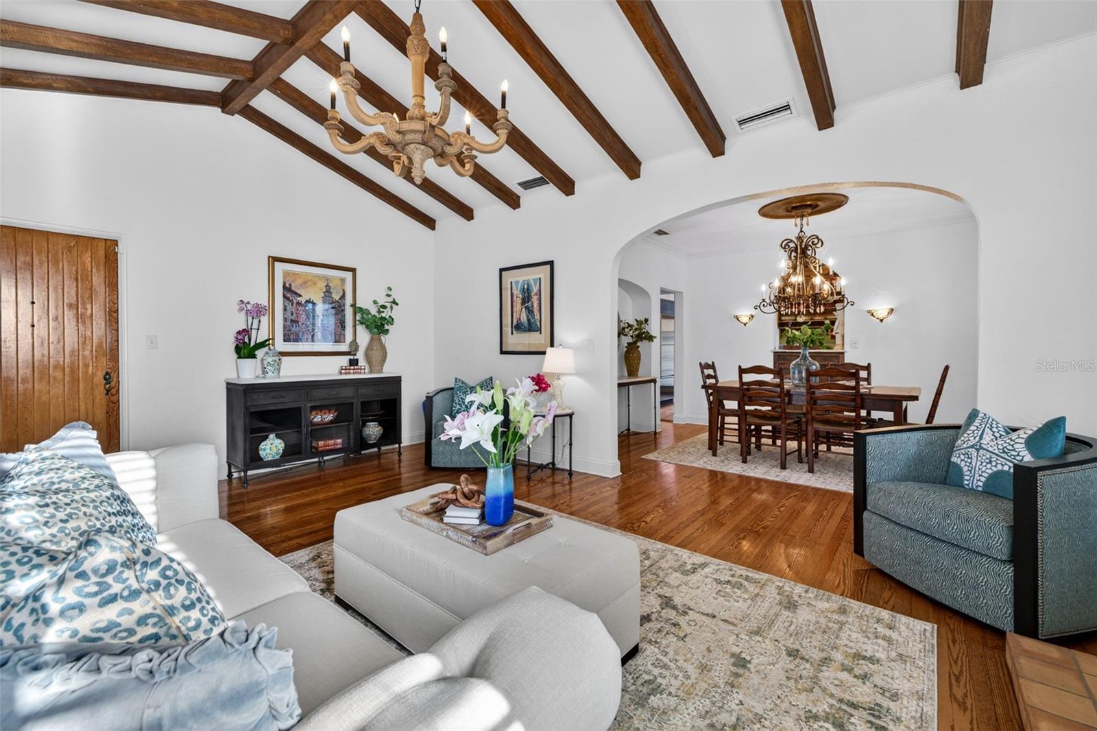 636 15TH AVE NE, ST PETERSBURG, FL, 33704