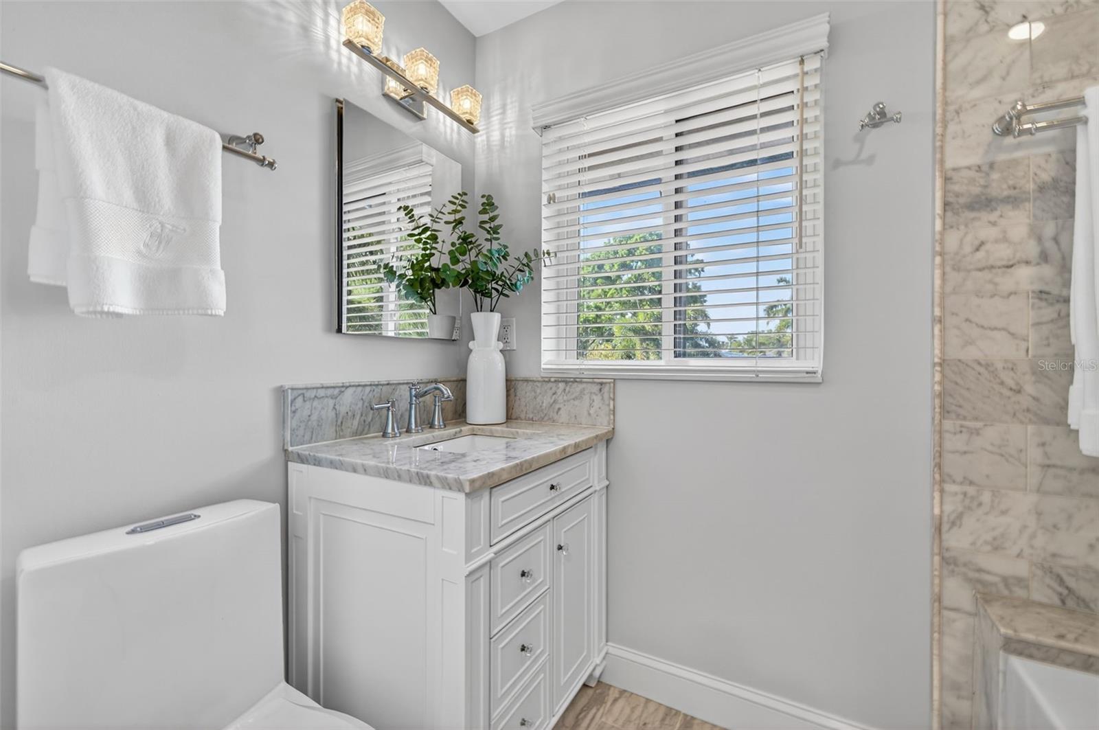 636 15TH AVE NE, ST PETERSBURG, FL, 33704