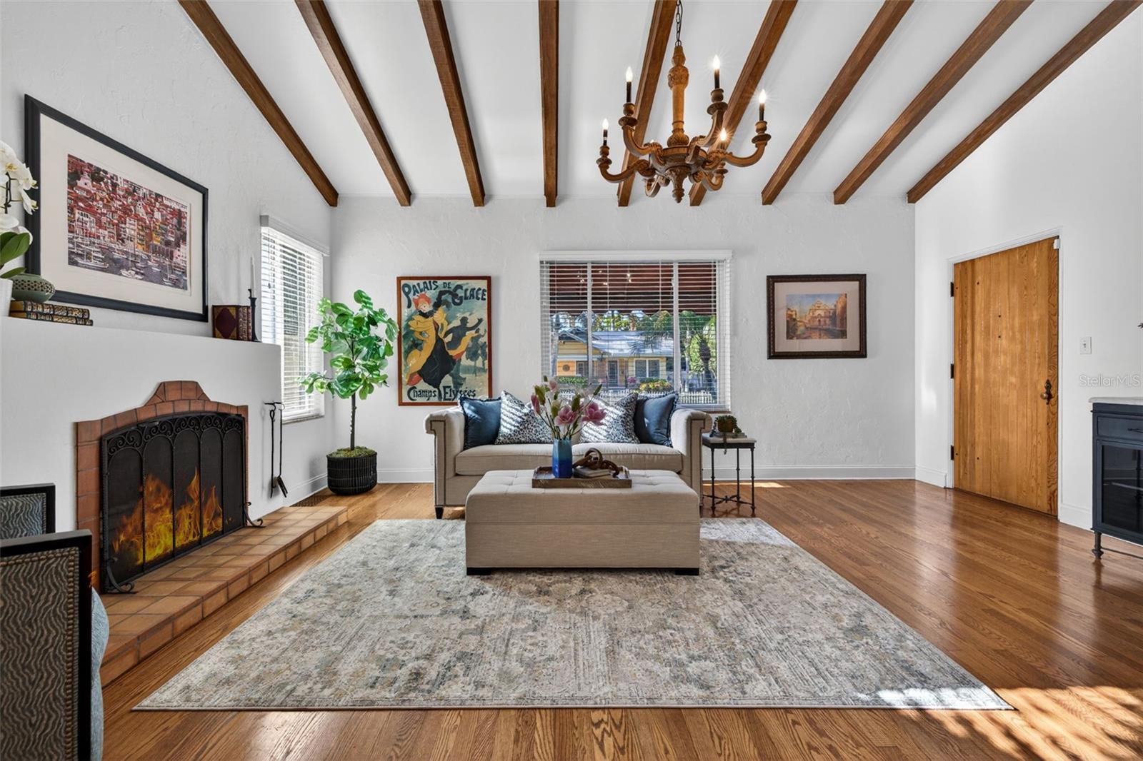 636 15TH AVE NE, ST PETERSBURG, FL, 33704