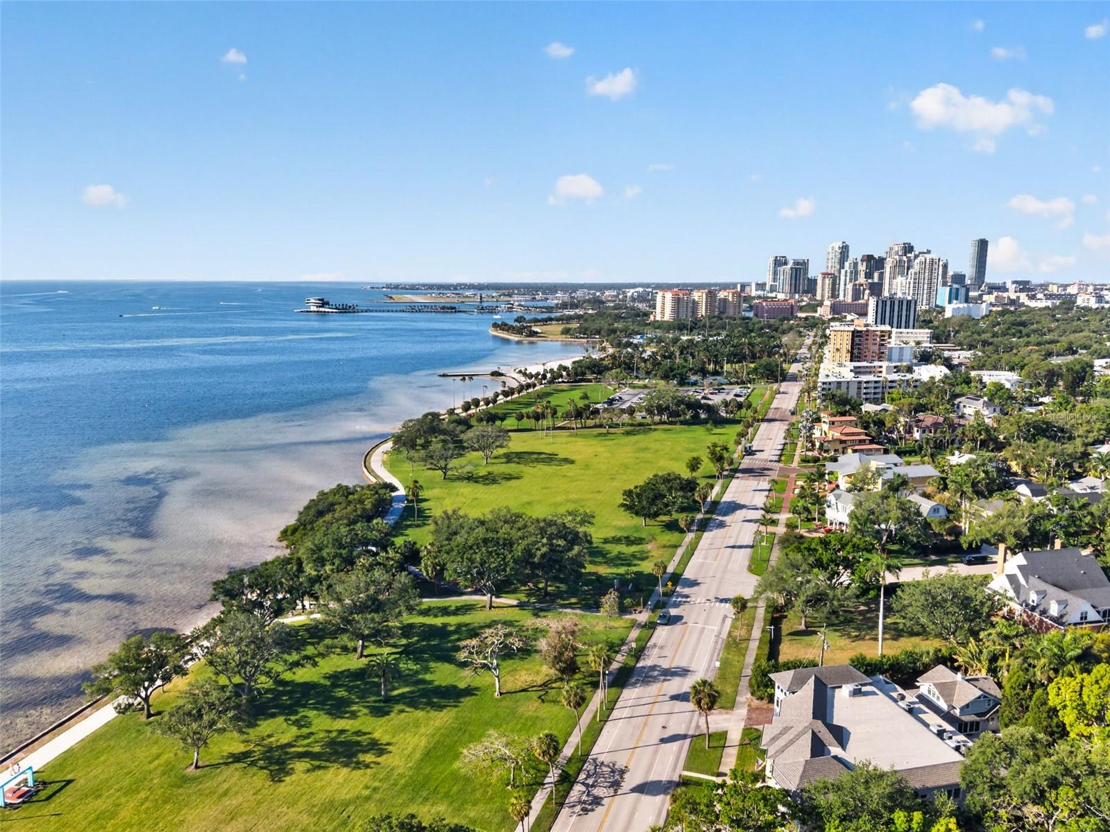 636 15TH AVE NE, ST PETERSBURG, FL, 33704