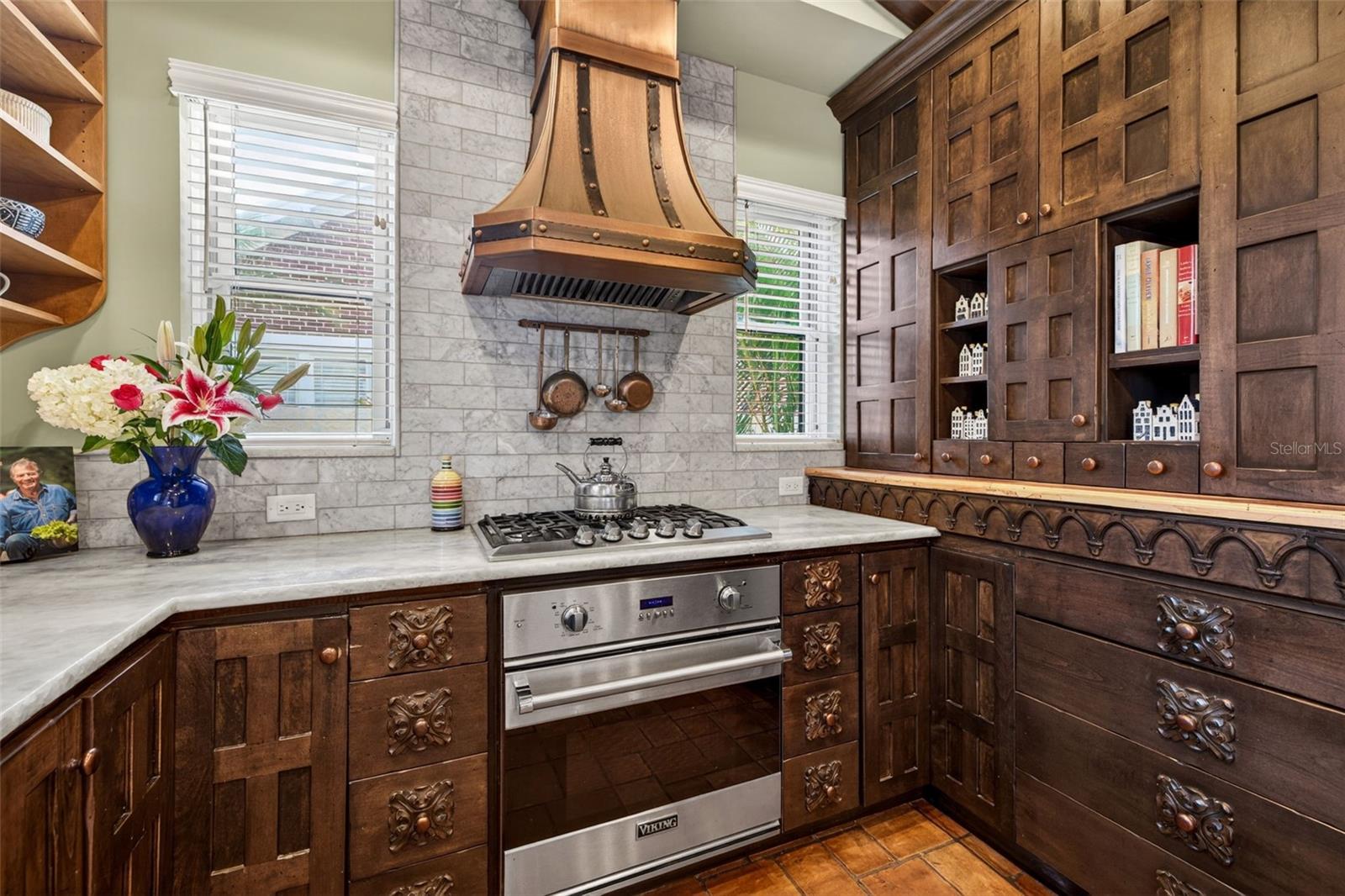 636 15TH AVE NE, ST PETERSBURG, FL, 33704