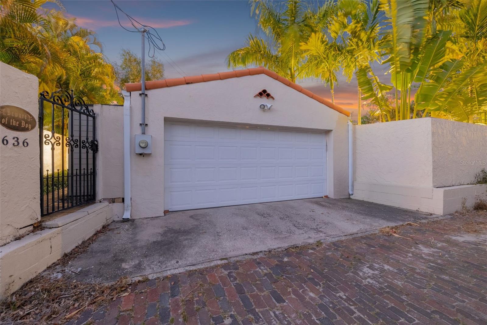 636 15TH AVE NE, ST PETERSBURG, FL, 33704