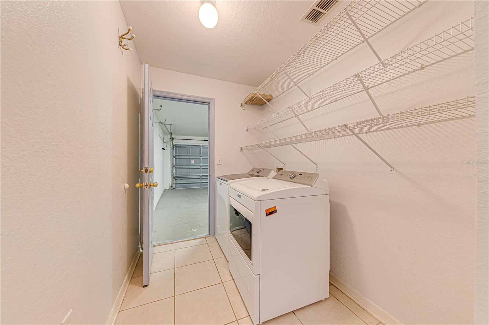 1176 LAKE PLACE CT, LAKELAND, FL, 33805