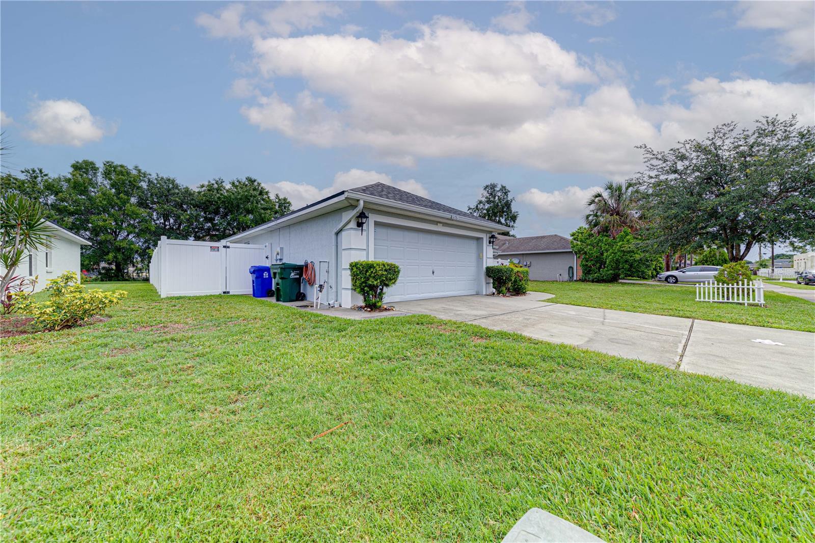 1176 LAKE PLACE CT, LAKELAND, FL, 33805