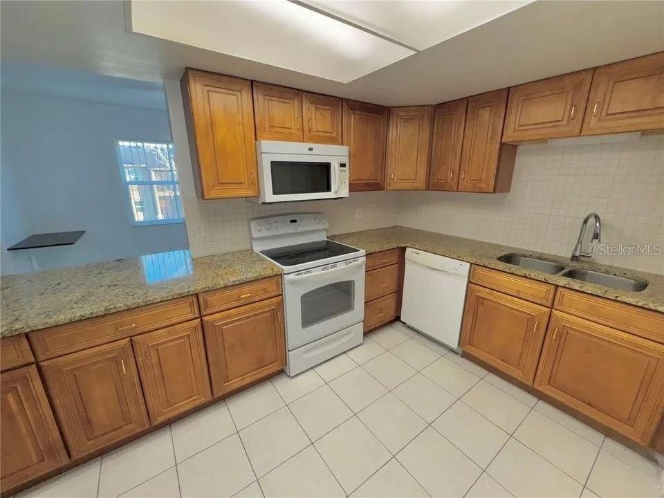 9909 SWEEPSTAKES LN #4, ORLANDO, FL, 32837