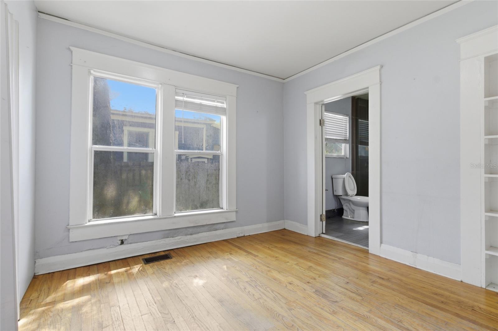 917 E 26TH AVE, TAMPA, FL, 33605