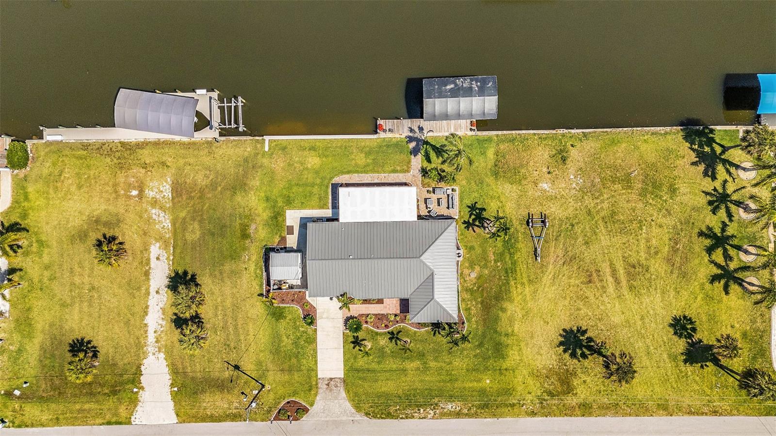 24240 HENRY MORGAN BLVD, PUNTA GORDA, FL, 33955