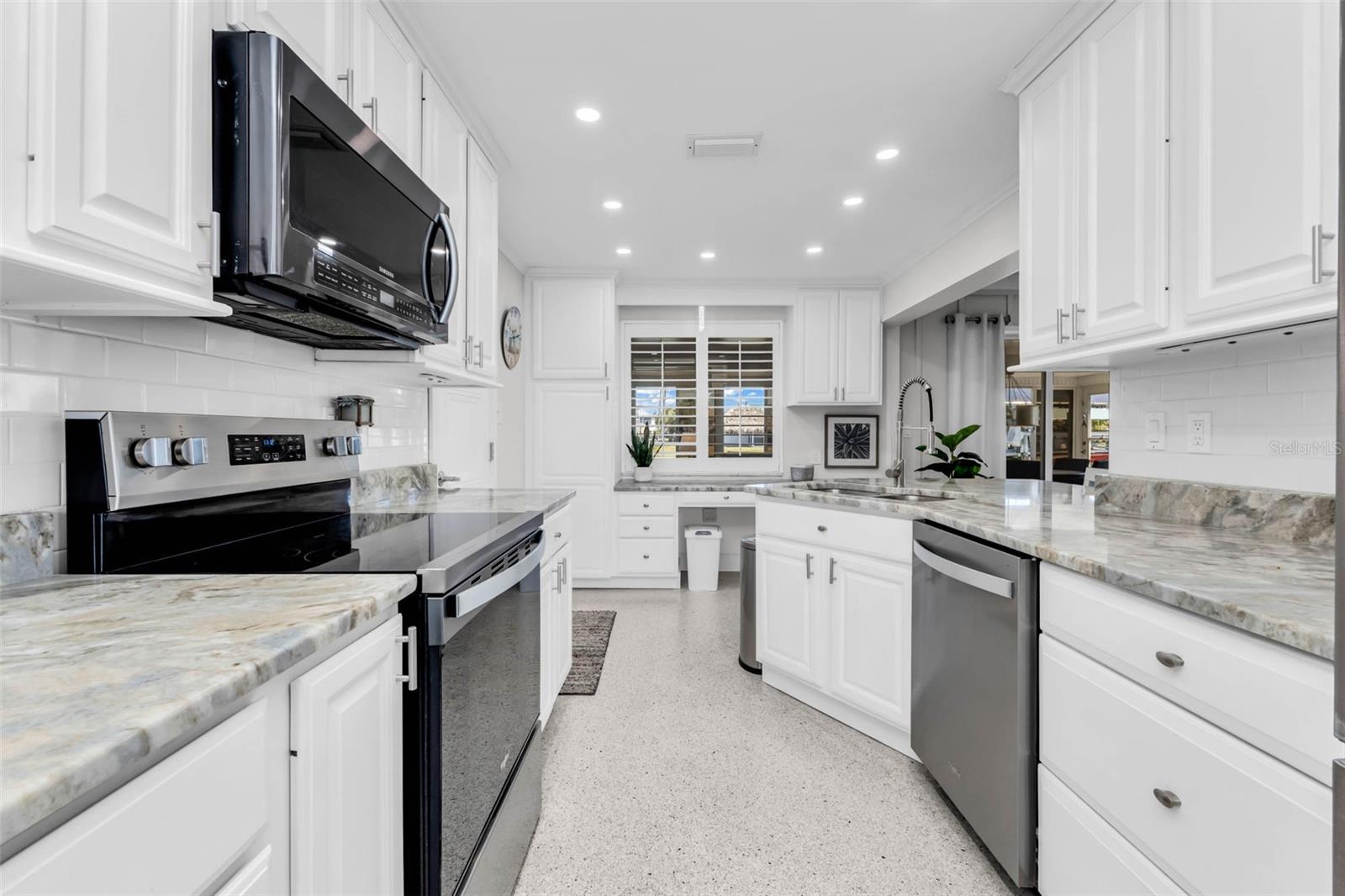 24240 HENRY MORGAN BLVD, PUNTA GORDA, FL, 33955