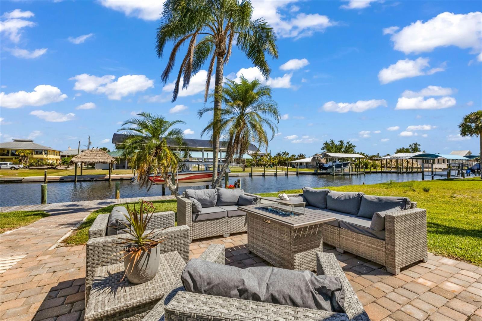 24240 HENRY MORGAN BLVD, PUNTA GORDA, FL, 33955