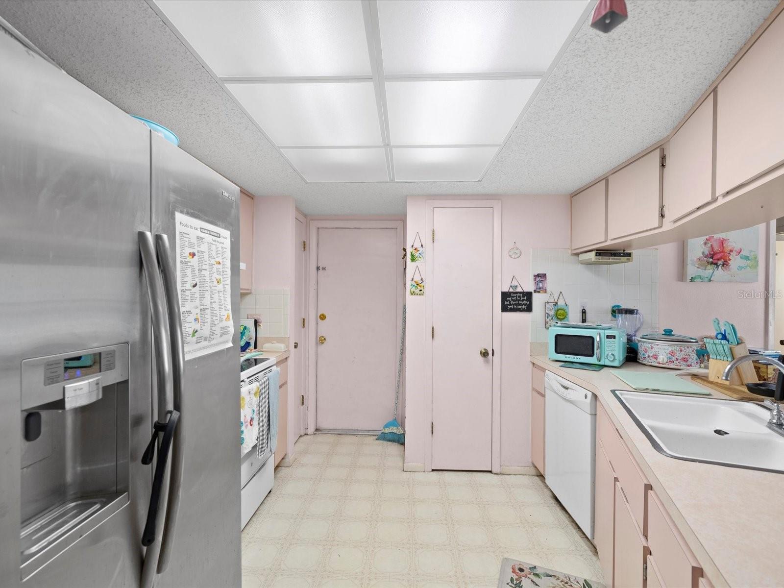 11443 NATURE TRL, PORT RICHEY, FL, 34668