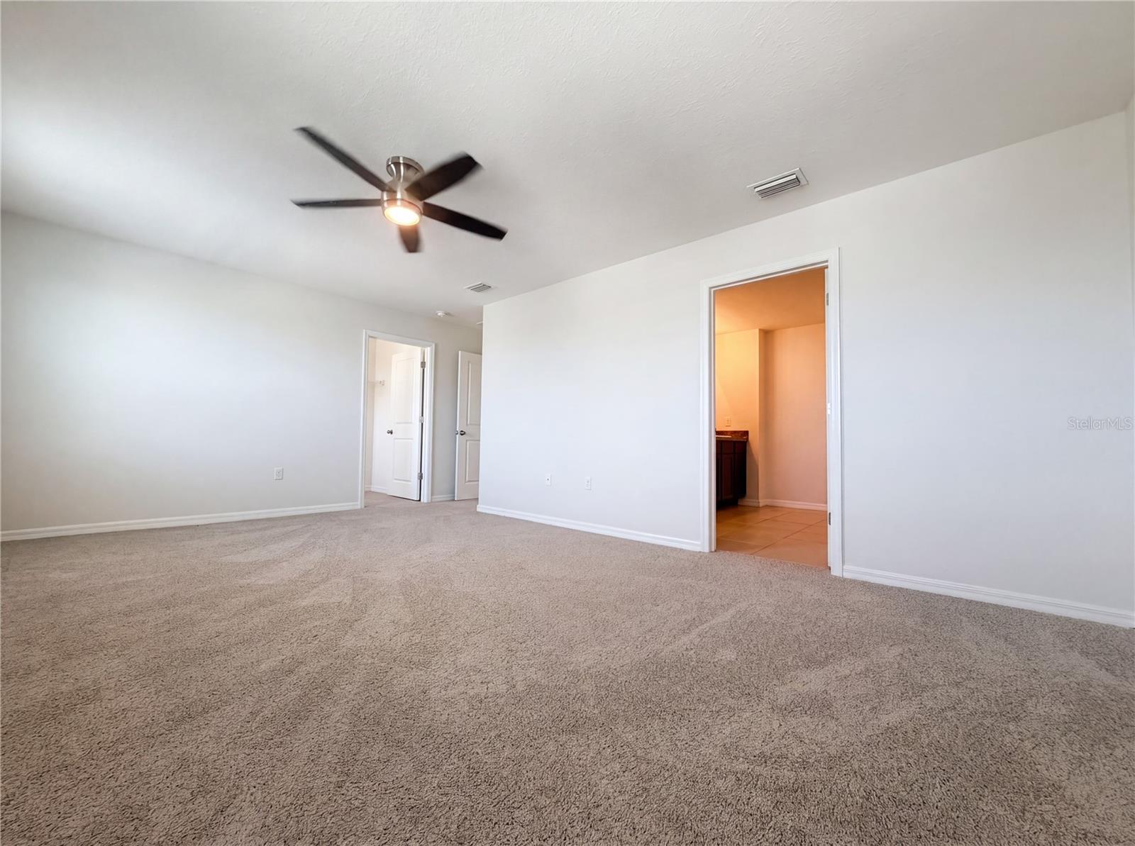 10225 MANGROVE WELL RD, SUN CITY CENTER, FL, 33573