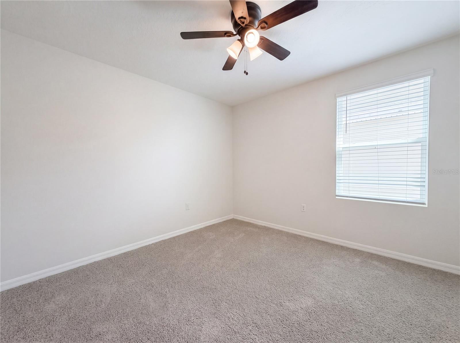 10225 MANGROVE WELL RD, SUN CITY CENTER, FL, 33573