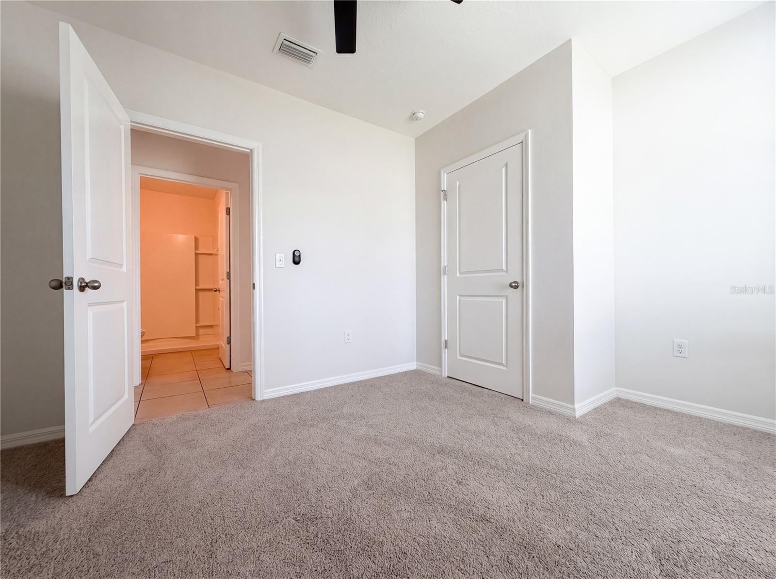 10225 MANGROVE WELL RD, SUN CITY CENTER, FL, 33573