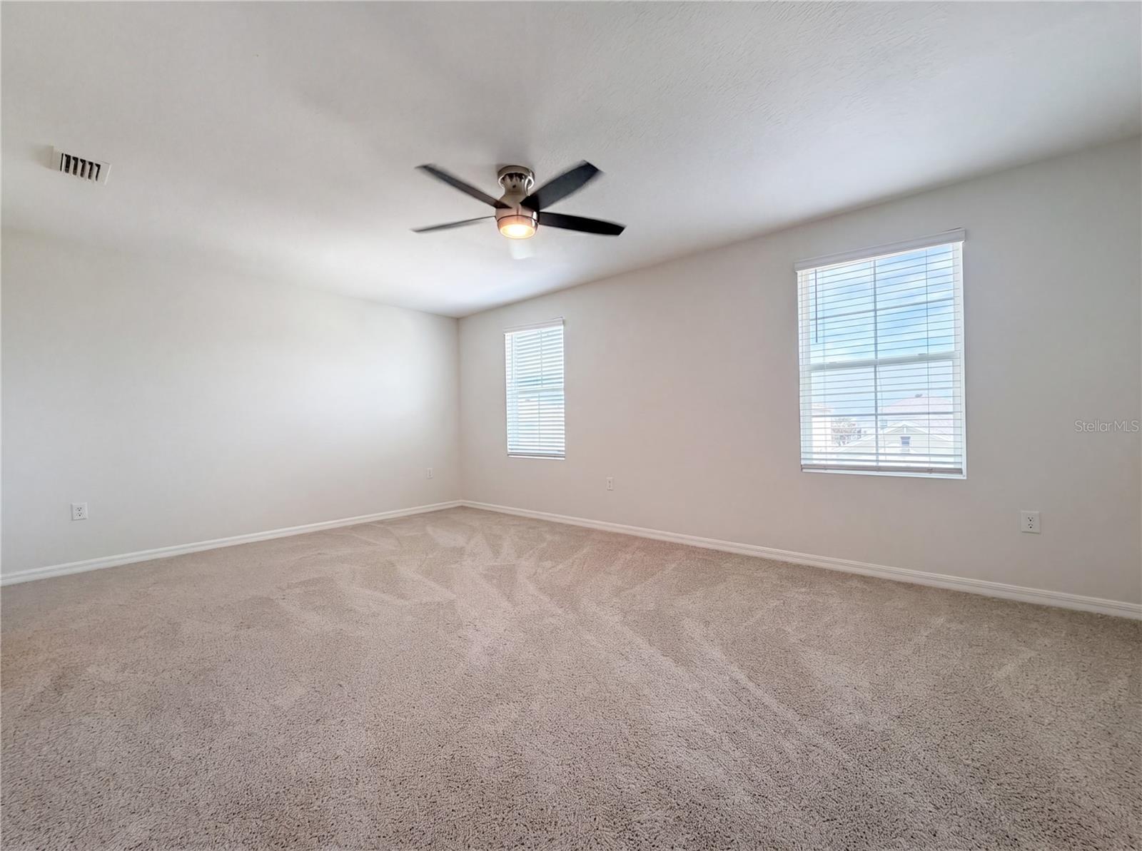 10225 MANGROVE WELL RD, SUN CITY CENTER, FL, 33573