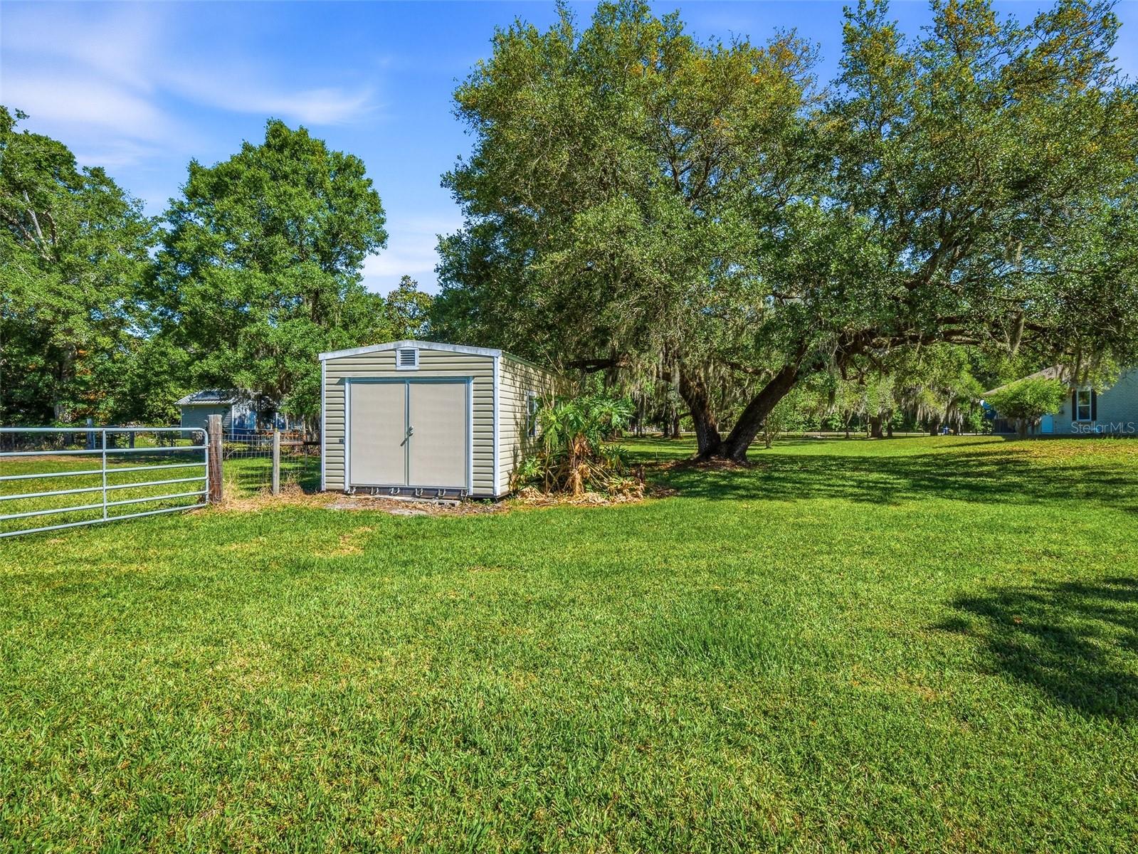 479 MAYTOWN RD, OAK HILL, FL, 32759