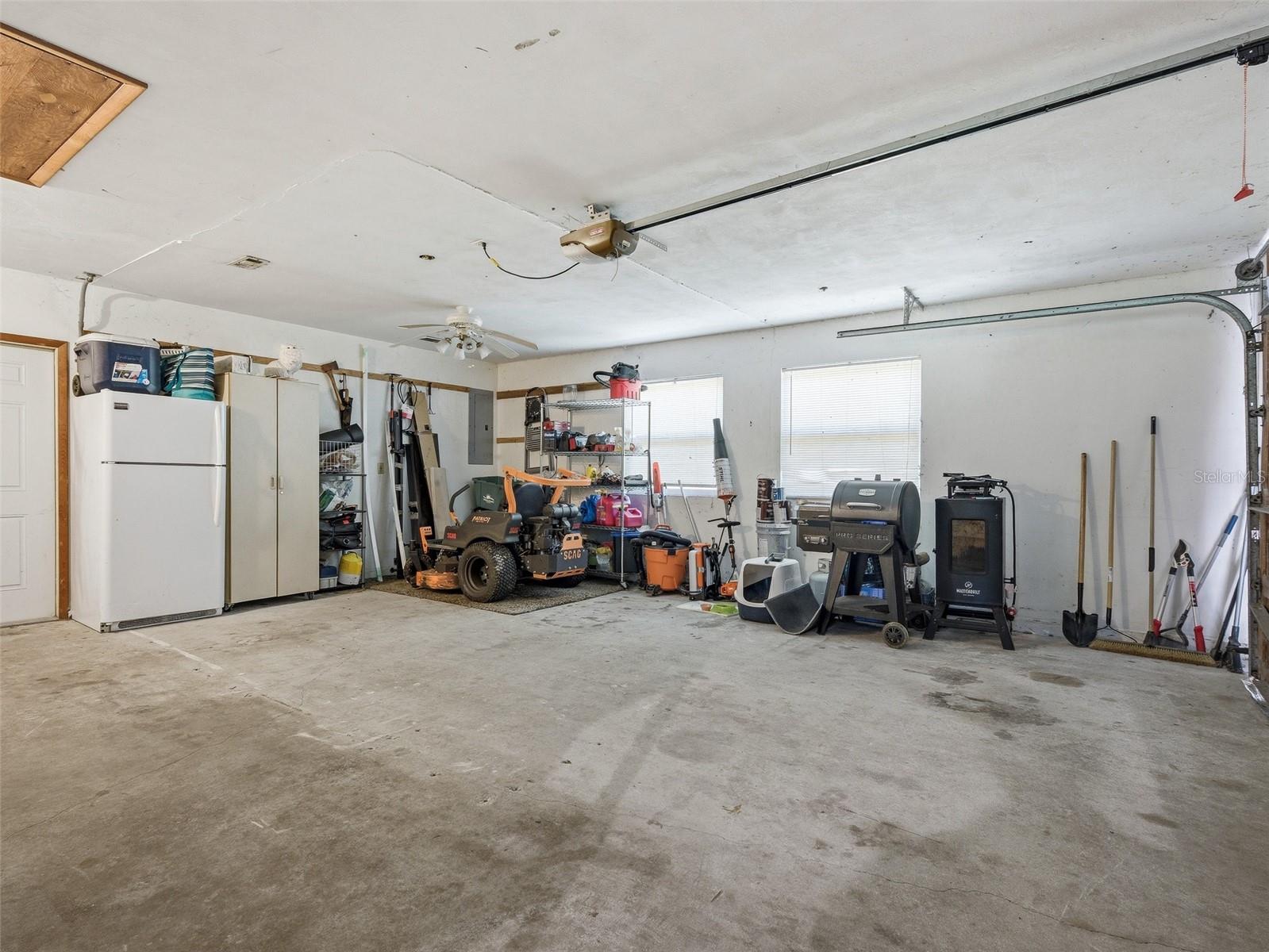 479 MAYTOWN RD, OAK HILL, FL, 32759