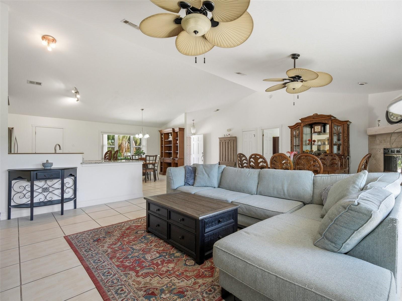 479 MAYTOWN RD, OAK HILL, FL, 32759