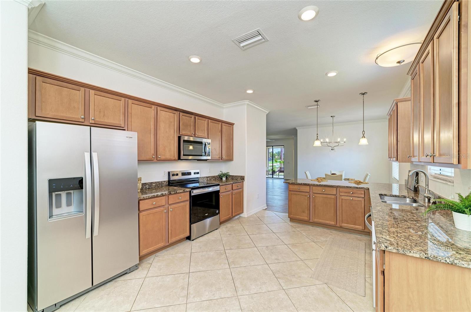 113 WANDERING WETLANDS CIR, BRADENTON, FL, 34212