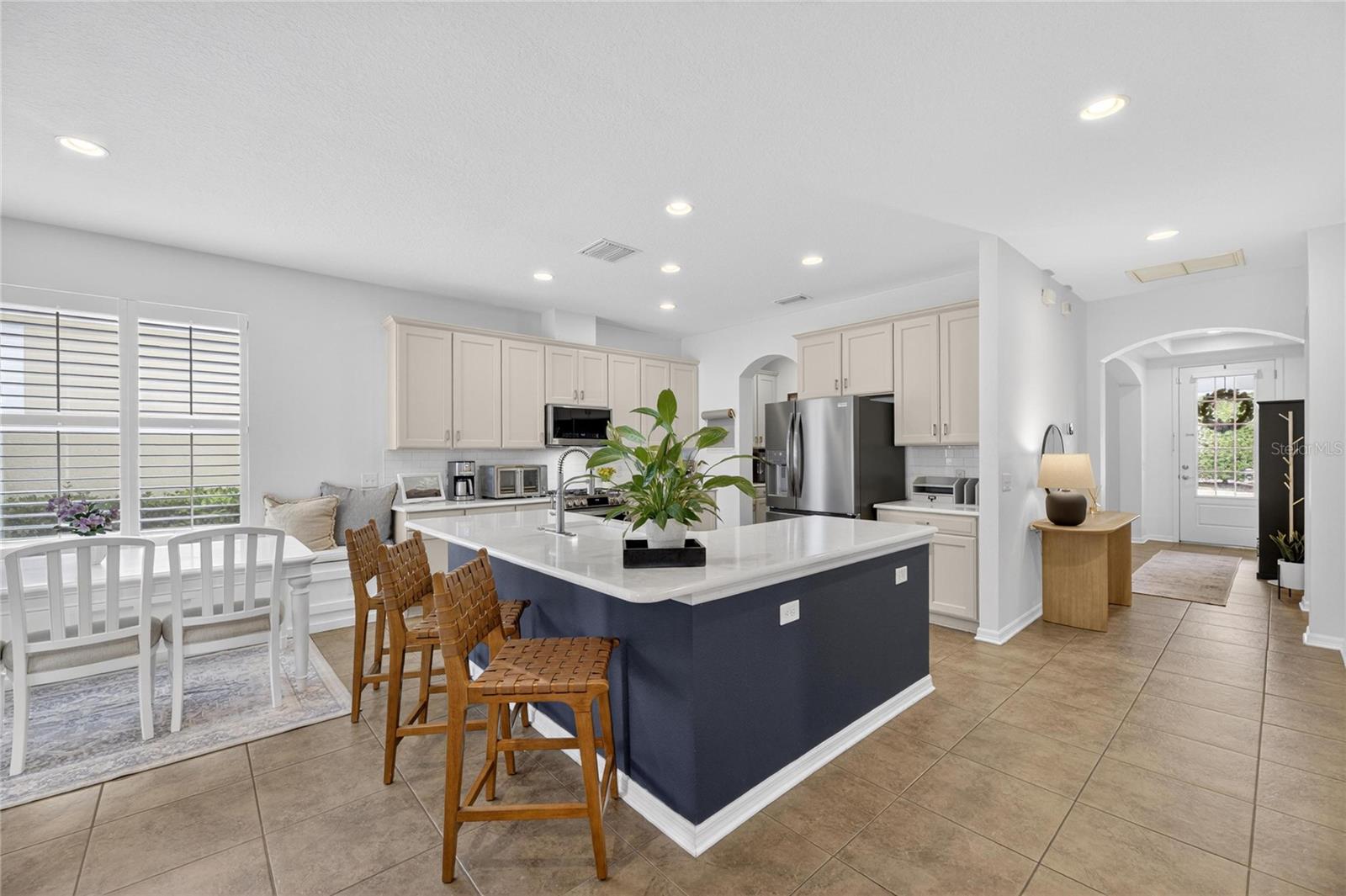 8115 SAVANNAH POINT CT, TAMPA, FL, 33647