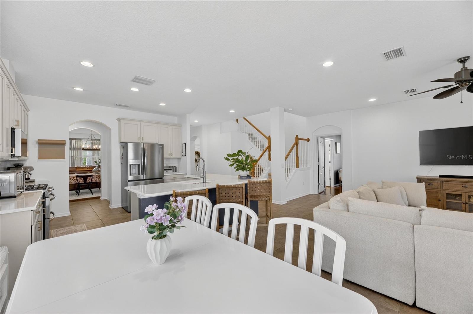 8115 SAVANNAH POINT CT, TAMPA, FL, 33647