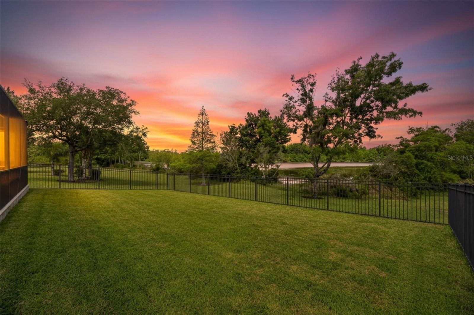 8115 SAVANNAH POINT CT, TAMPA, FL, 33647