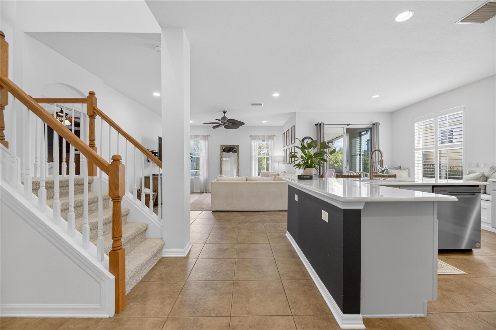 8115 SAVANNAH POINT CT, TAMPA, FL, 33647