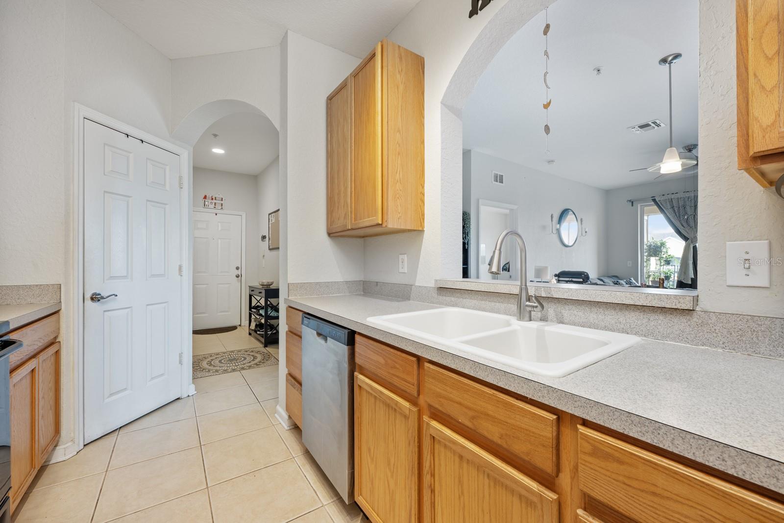 6335 CONTESSA DR #301, ORLANDO, FL, 32829