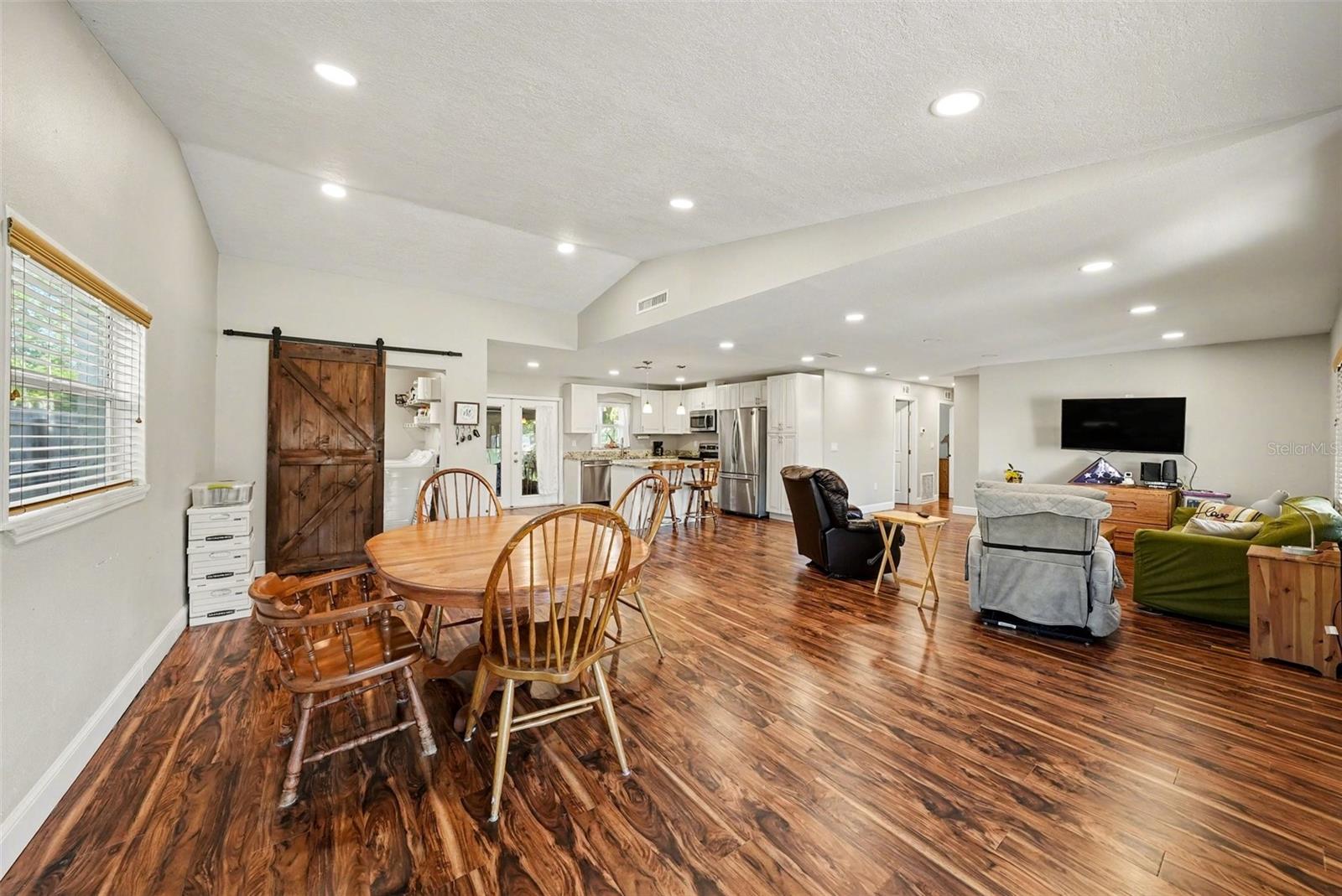 4015 W LAND AVE #2, TAMPA, FL, 33616