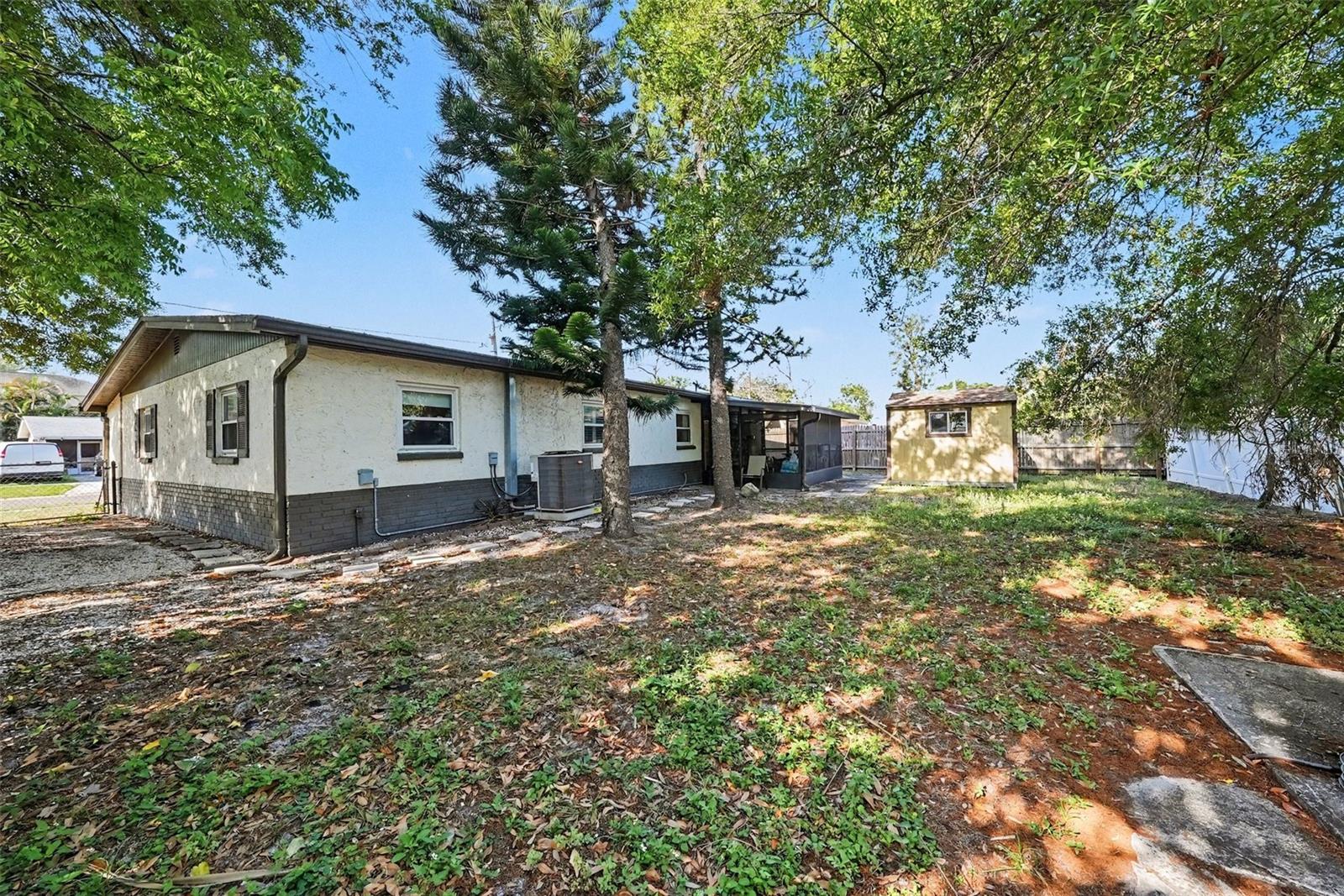 4015 W LAND AVE #2, TAMPA, FL, 33616