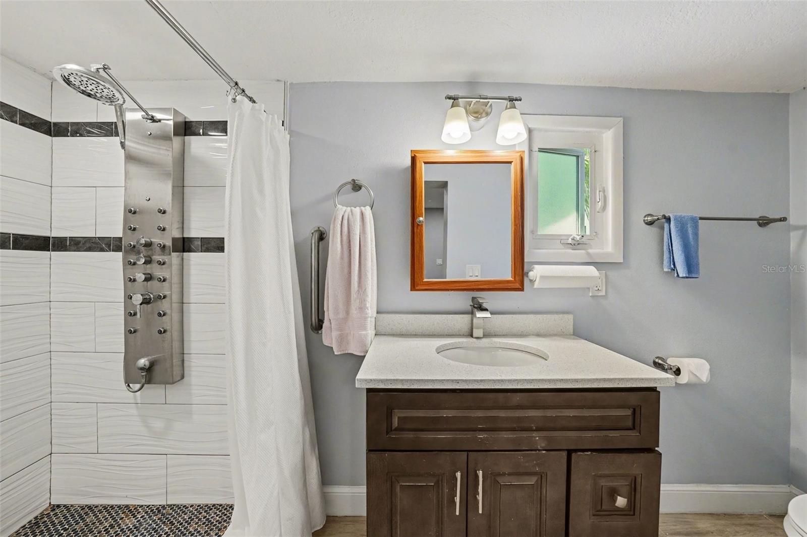 4015 W LAND AVE #2, TAMPA, FL, 33616