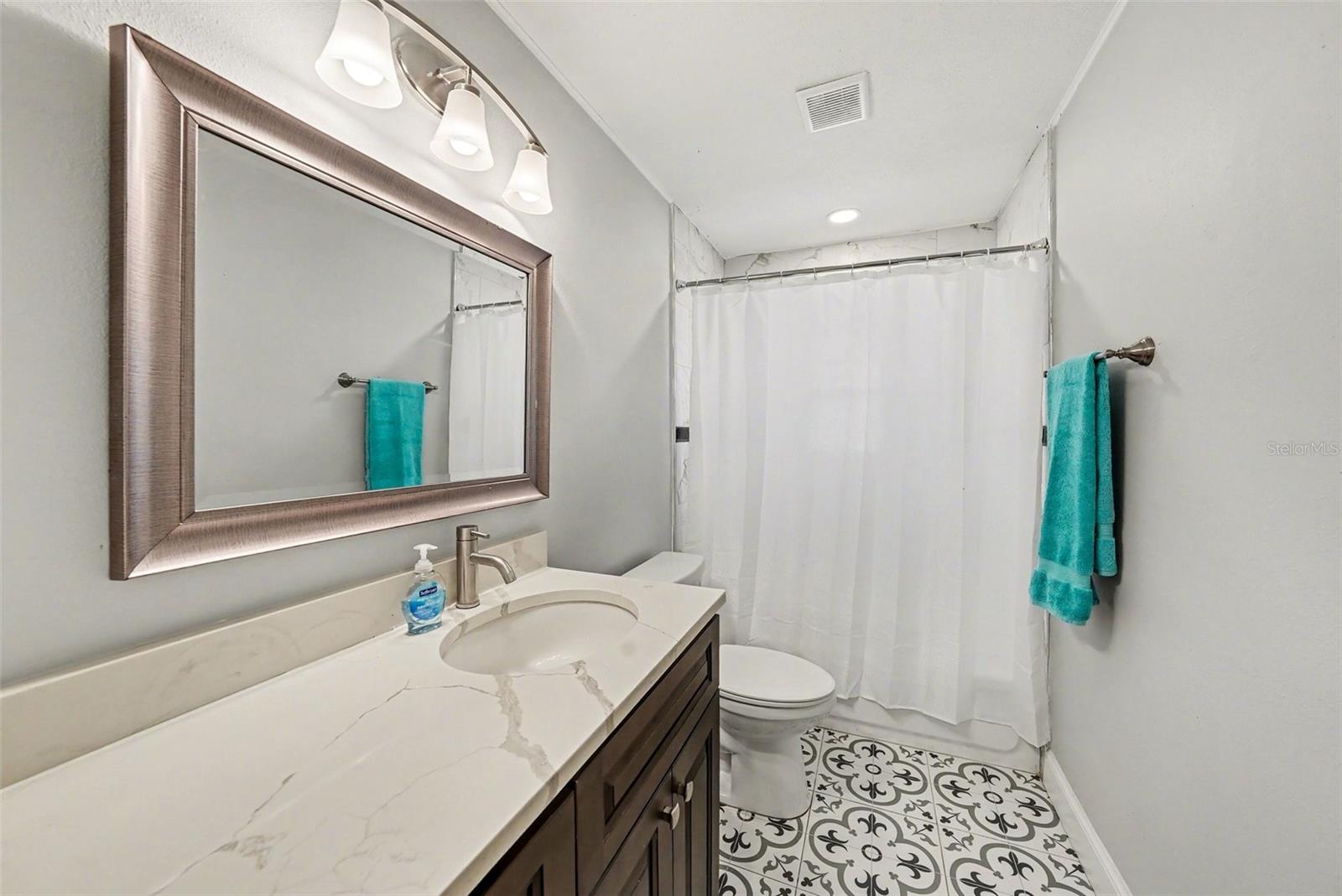 4015 W LAND AVE #2, TAMPA, FL, 33616