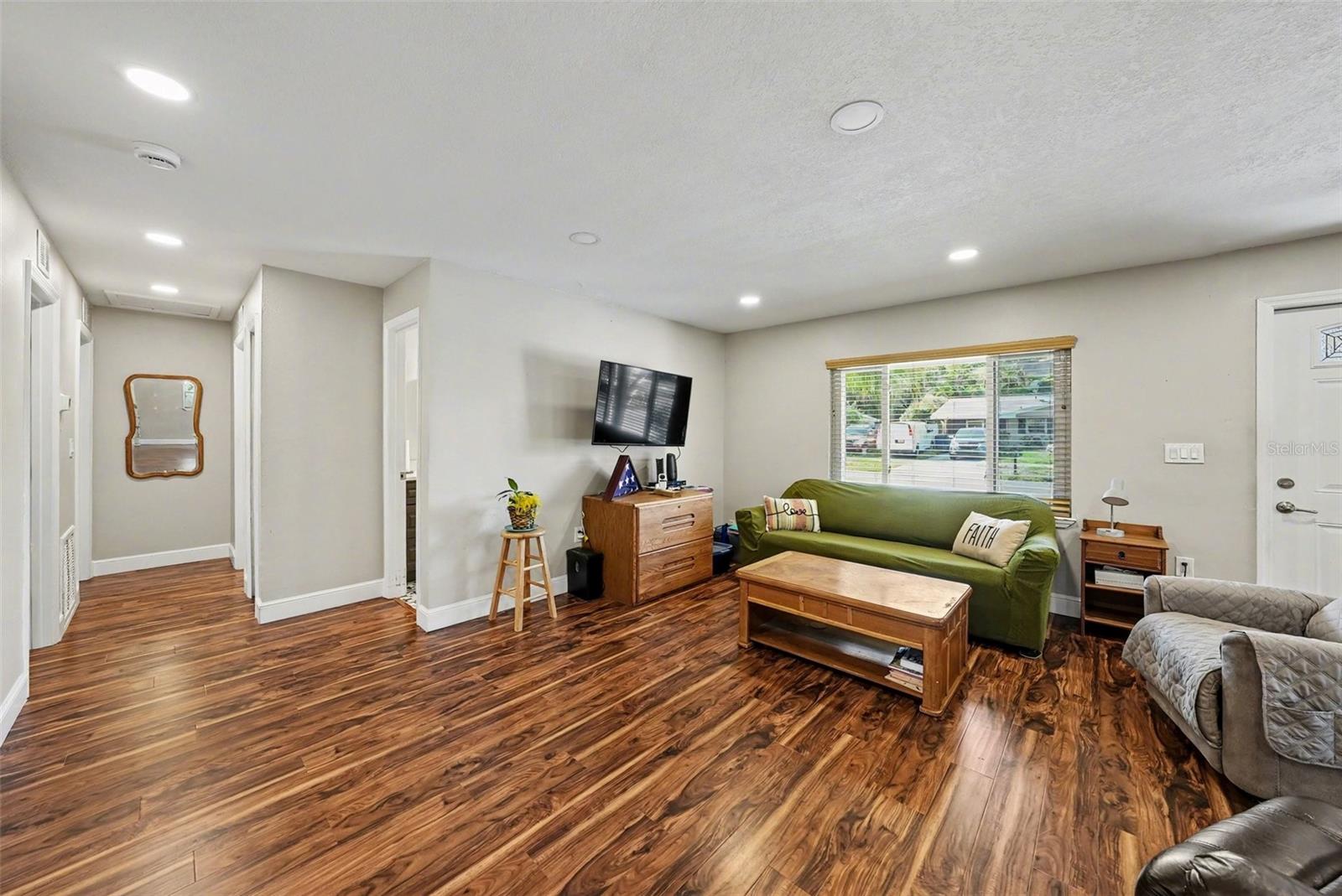 4015 W LAND AVE #2, TAMPA, FL, 33616