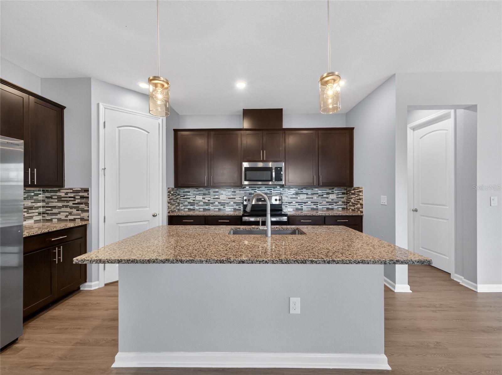 8053 CHERRYSTONE ST, LEESBURG, FL, 34748