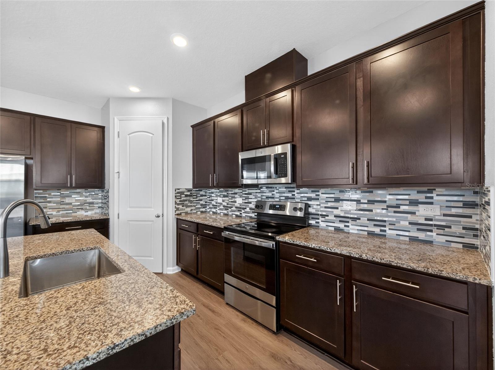 8053 CHERRYSTONE ST, LEESBURG, FL, 34748