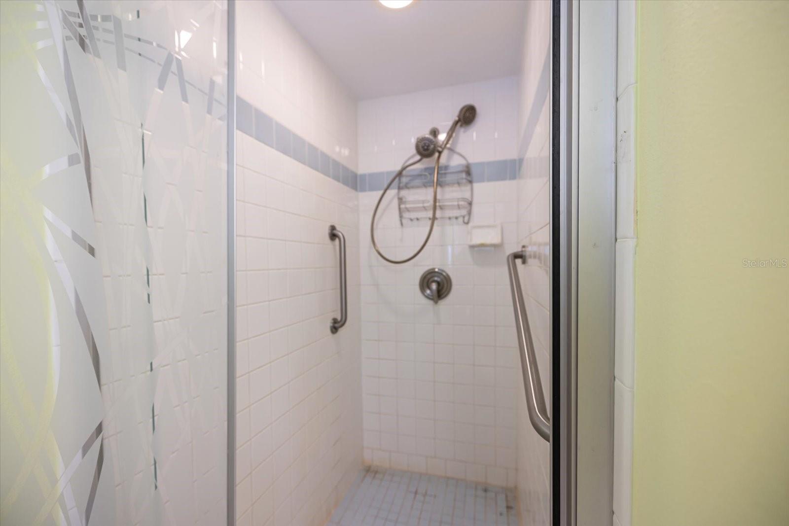 5871 HELEN WAY, SARASOTA, FL, 34243