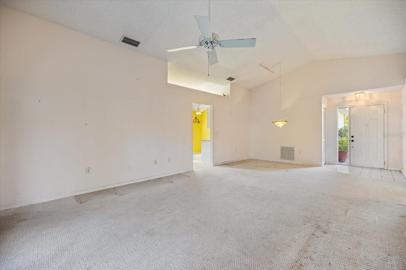 5871 HELEN WAY, SARASOTA, FL, 34243