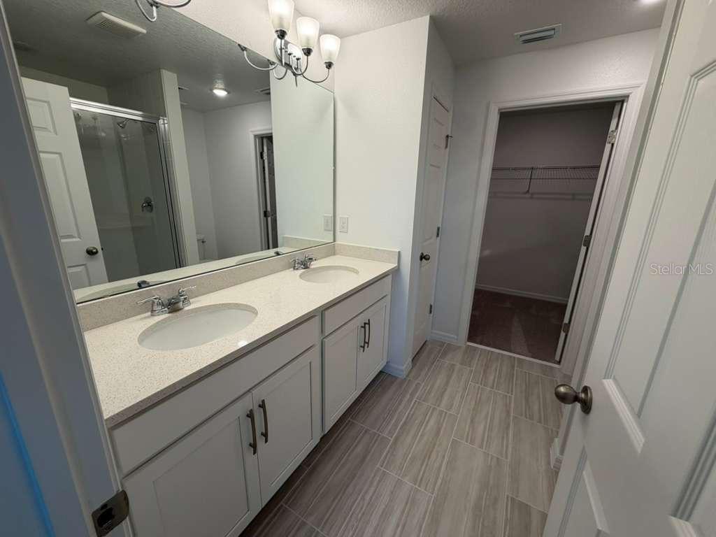 466 THOMPSON VILLAGE AVE, APOPKA, FL, 32703