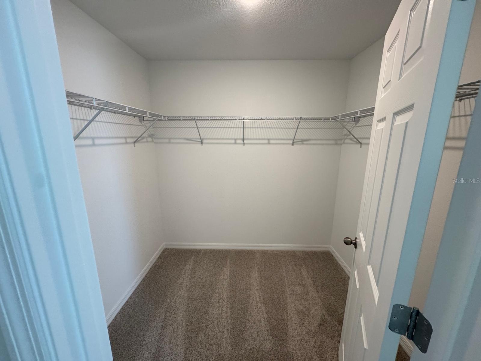 466 THOMPSON VILLAGE AVE, APOPKA, FL, 32703