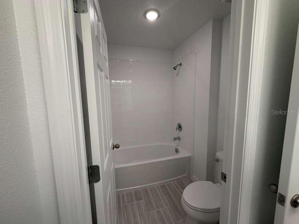 466 THOMPSON VILLAGE AVE, APOPKA, FL, 32703