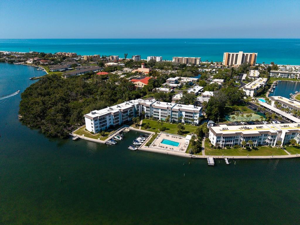 600 SUTTON PL #B302, LONGBOAT KEY, FL, 34228
