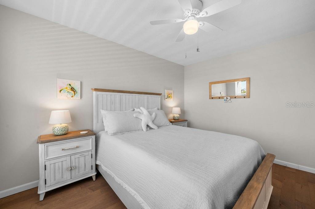 600 SUTTON PL #B302, LONGBOAT KEY, FL, 34228