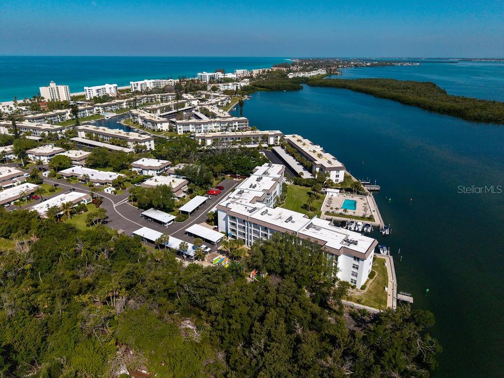 600 SUTTON PL #B302, LONGBOAT KEY, FL, 34228