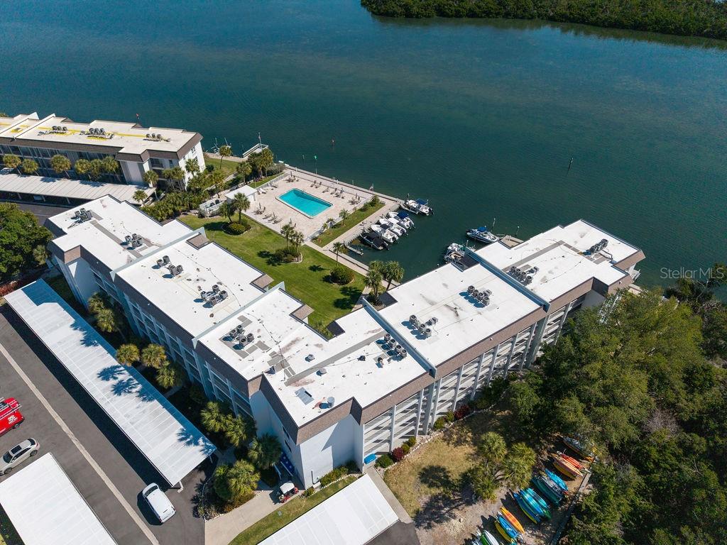 600 SUTTON PL #B302, LONGBOAT KEY, FL, 34228