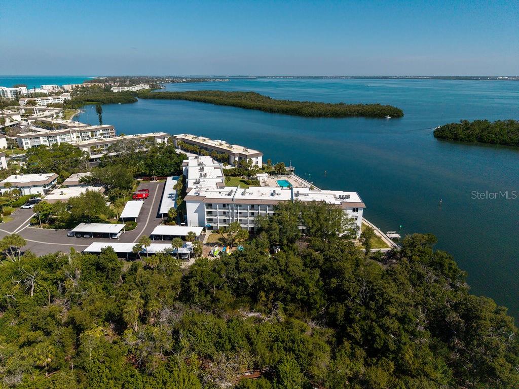 600 SUTTON PL #B302, LONGBOAT KEY, FL, 34228