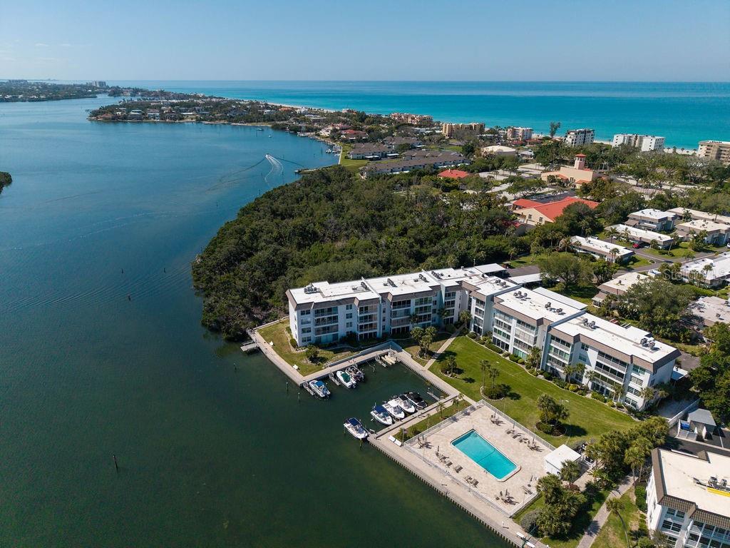 600 SUTTON PL #B302, LONGBOAT KEY, FL, 34228
