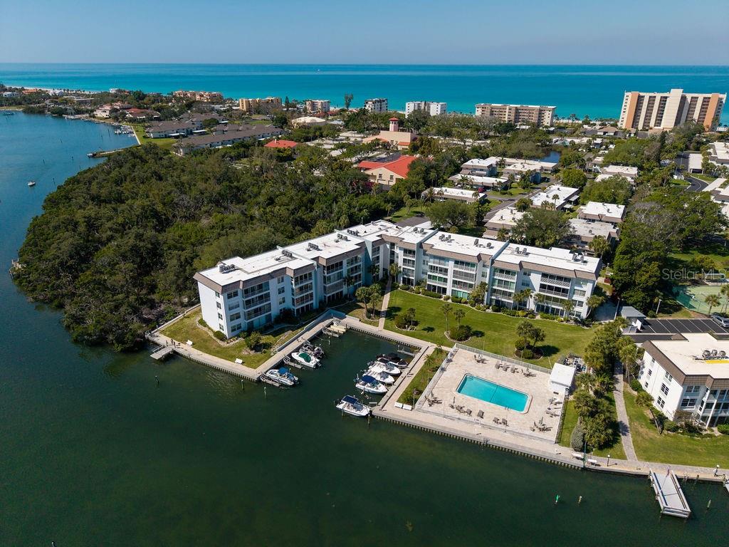 600 SUTTON PL #B302, LONGBOAT KEY, FL, 34228