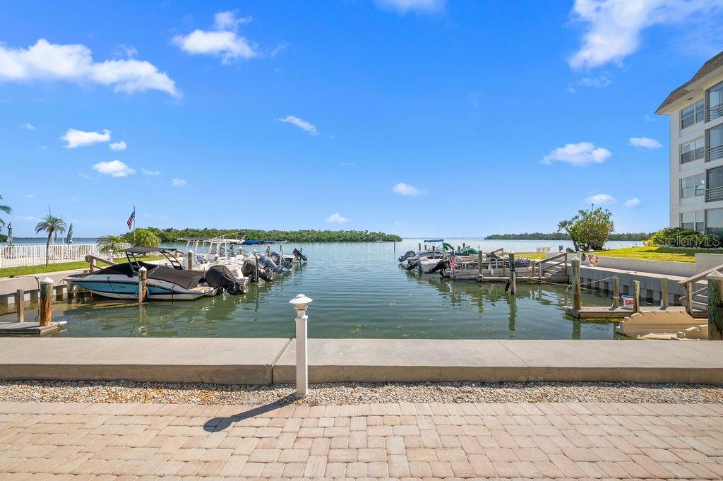 600 SUTTON PL #B302, LONGBOAT KEY, FL, 34228